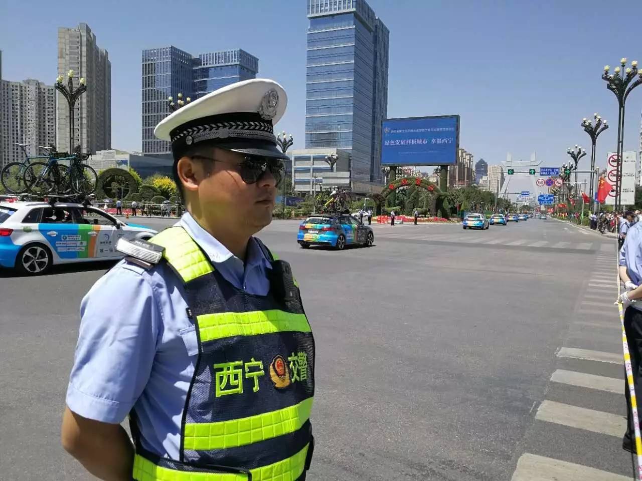 闽超反向观察点安保员：球迷看的是球赛九游体育看的是球迷(图1)